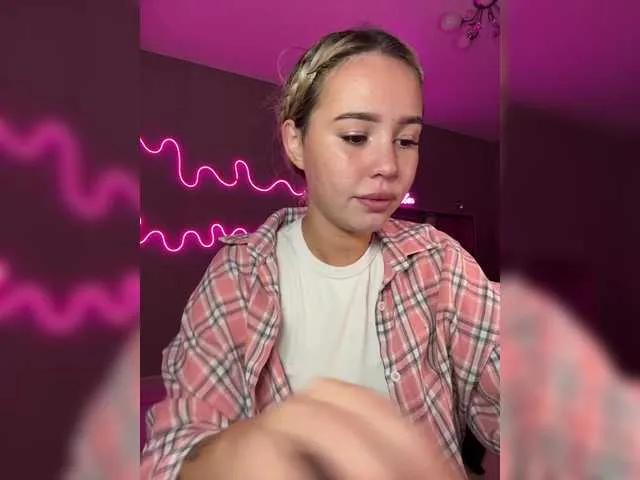 AmyGlad from BongaCams