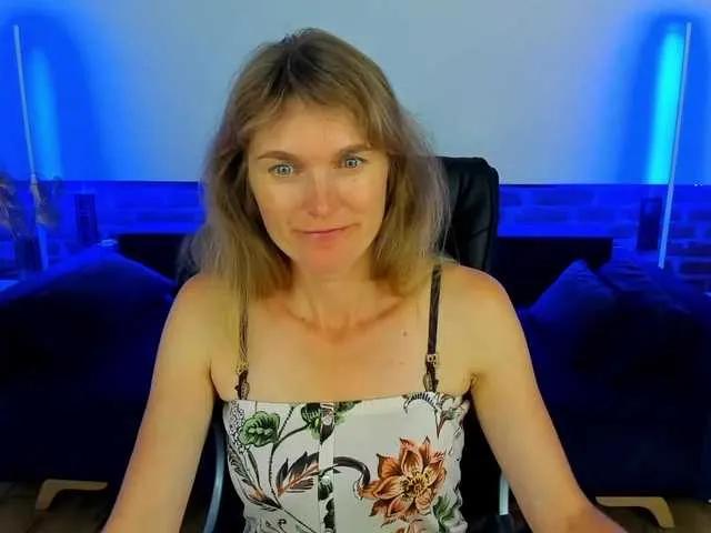 Try 35 years old Annabel-xxx from BongaCams Annabel-xxx from BongaCams