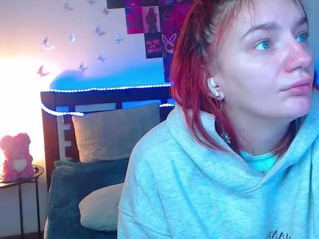 ArinaWinss from BongaCams