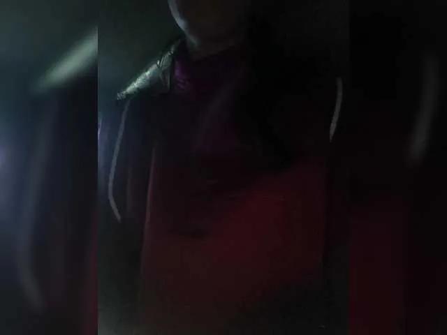 Floria29 from BongaCams