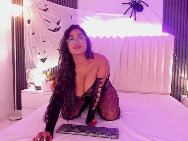 Masturbate to cute slut LanaRay1 LanaRay1 from BongaCams