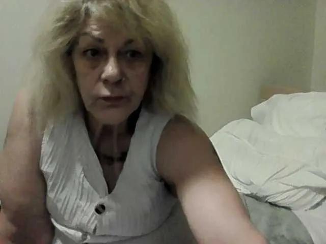 Slutty Latexshantie wants you to fuck her body now latexshantie from BongaCams