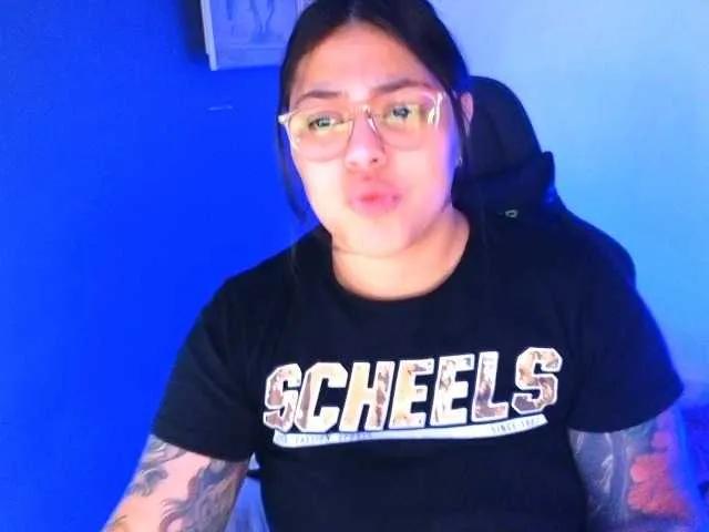 Miacanelaxo from BongaCams