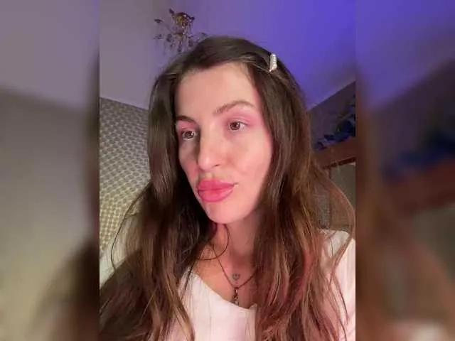 MilashaNyasha from BongaCams