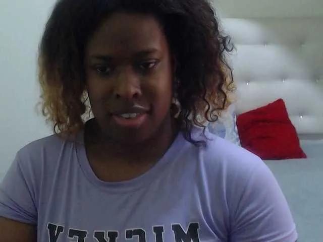 Nathaly from BongaCams