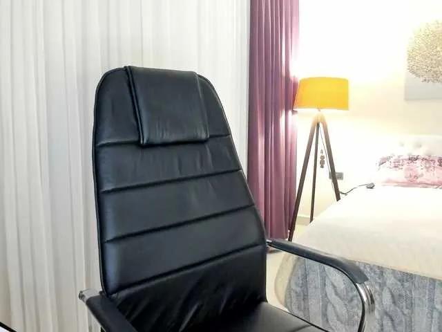 Olga1W from BongaCams