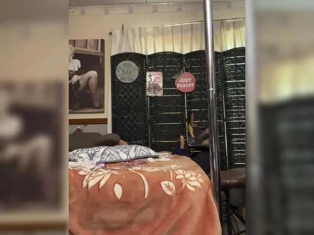 Prurient-Gem from BongaCams