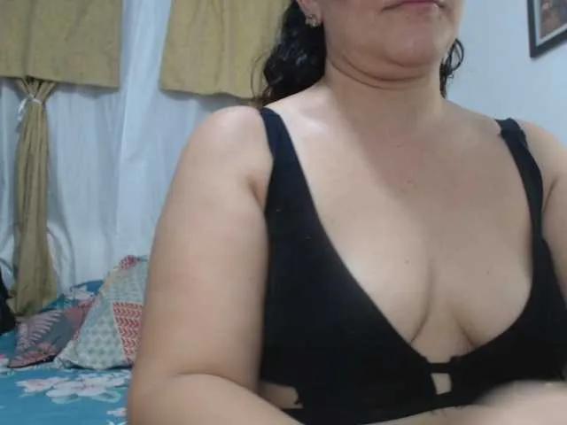Sexy Saimajayeb wants you to fuck her body now saimajayeb from BongaCams