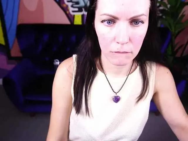 SofieMoon from BongaCams