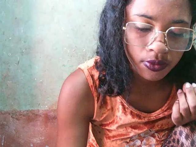 TriciaBella from BongaCams