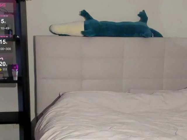 Masturbate to sweet camwhore Tune-Godness Tune-Godness from BongaCams