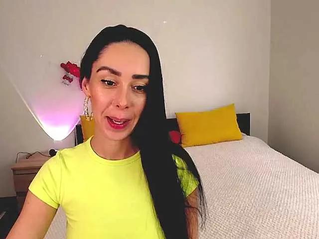 ValeriaFoxx from BongaCams