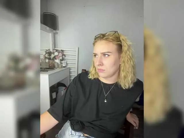 Watch Virgokristy, she wants to masturbate for you virgokristy from BongaCams