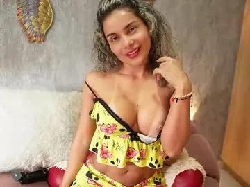 ariana_valdirii from Chaturbate