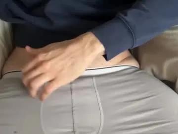 averageddaniel from Chaturbate