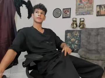 brandonstonexl from Chaturbate