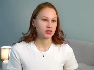 chloeartist from Chaturbate