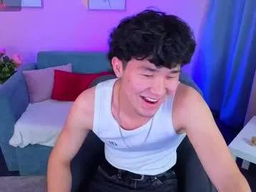 Try Denishunter, he wants to masturbate for you denishunter from Chaturbate