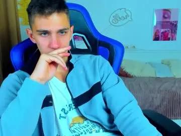 Watch Chaturbate's Frank_mooree frank_mooree from Chaturbate