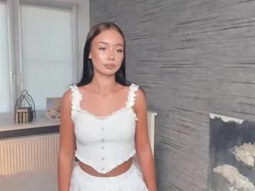 hannavaile from Chaturbate