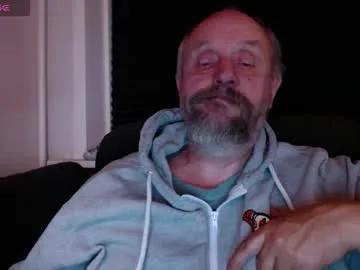 hardmrlazy from Chaturbate