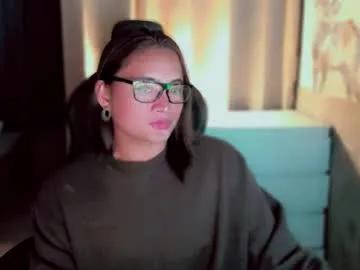 Discover cute performer Queenarthalia queenarthalia from Chaturbate