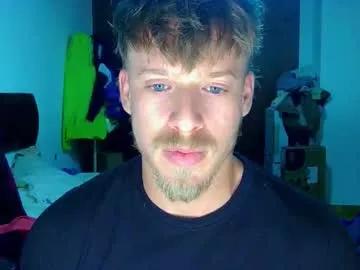 shirtless_dj from Chaturbate