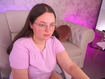 Discover naked camslut Sophieedreams sophieedreams from Chaturbate