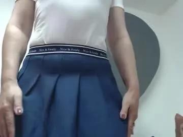 teasexpert4444 from Chaturbate