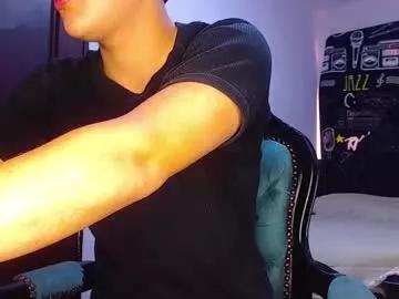 thomas_may4rs from Chaturbate