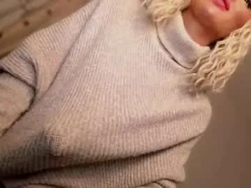Explore cute model Transnextdoor_ transnextdoor_ from Chaturbate