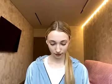 Masturbate to cute model Velvethonerkamp velvethonerkamp from Chaturbate