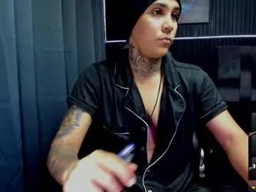 Explore 23 years old zhoestrong from Chaturbate zhoestrong from Chaturbate