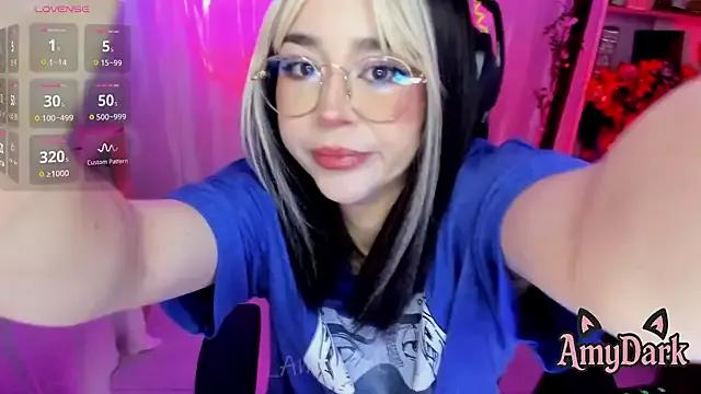 Masturbate to _AmyDark, she wants to masturbate for you _AmyDark from StripChat