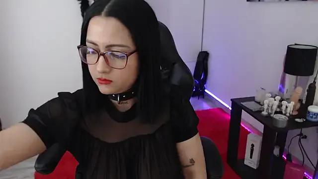 Masturbate to 23 years old alison_slave from StripChat alison_slave from StripChat