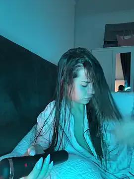 AlitaNova from StripChat