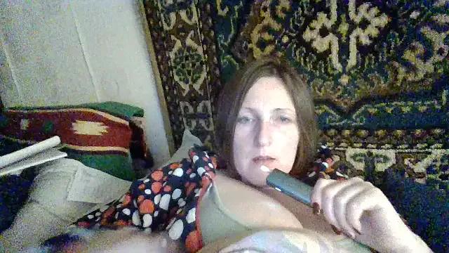 Masturbate to AllaSowinskaya, she wants to masturbate for you AllaSowinskaya from StripChat