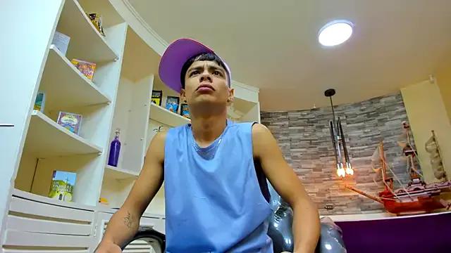 Watch 23 years old Brownie_Lovers from StripChat Brownie_Lovers from StripChat