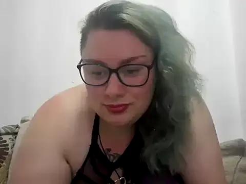 Slutty Bustycurves wants you to fuck her body now Bustycurves from StripChat