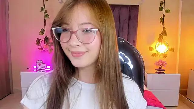 Dahlia_Rousse from StripChat