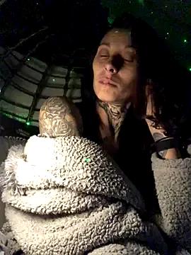 Masturbate to StripChat's DarkAngelz1 DarkAngelz1 from StripChat