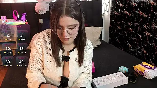 Cute Elecktra_sweet from StripChat Elecktra_sweet from StripChat