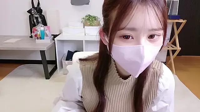 Ema_o0_chan from StripChat