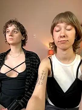 Jitoon_Exe from StripChat