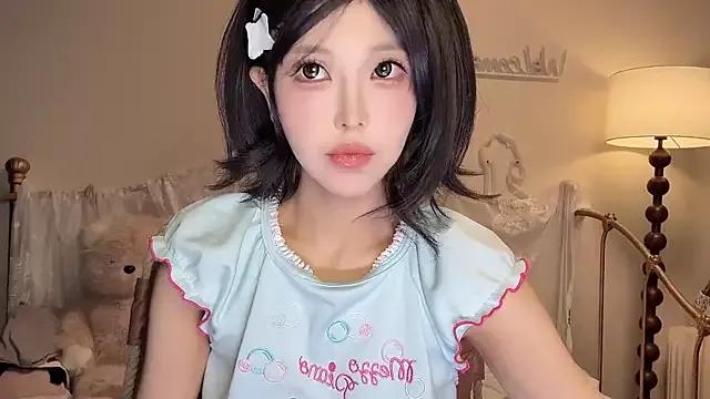 kiraa-0051 from StripChat