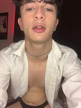 lion_cherry21 from StripChat