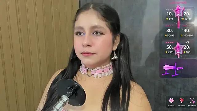 lola_clit from StripChat