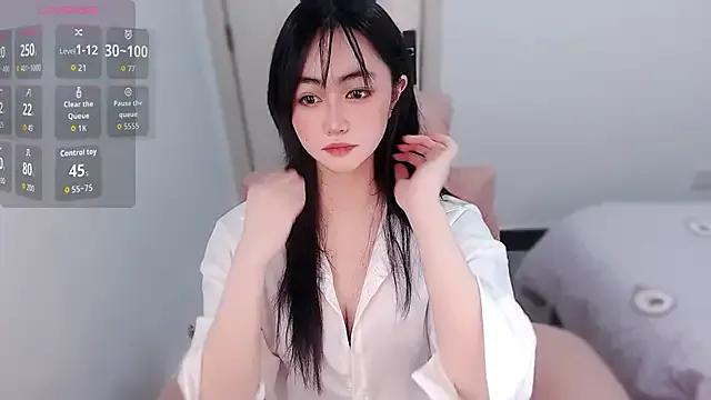 Lucky-lamb from StripChat