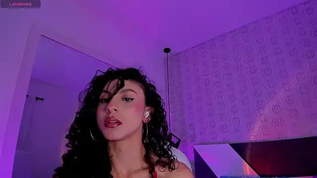 Discover StripChat's MiissCharlotte MiissCharlotte from StripChat