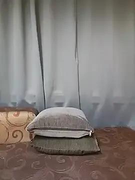 Misss-julli from StripChat